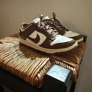 Nike women’s dunks